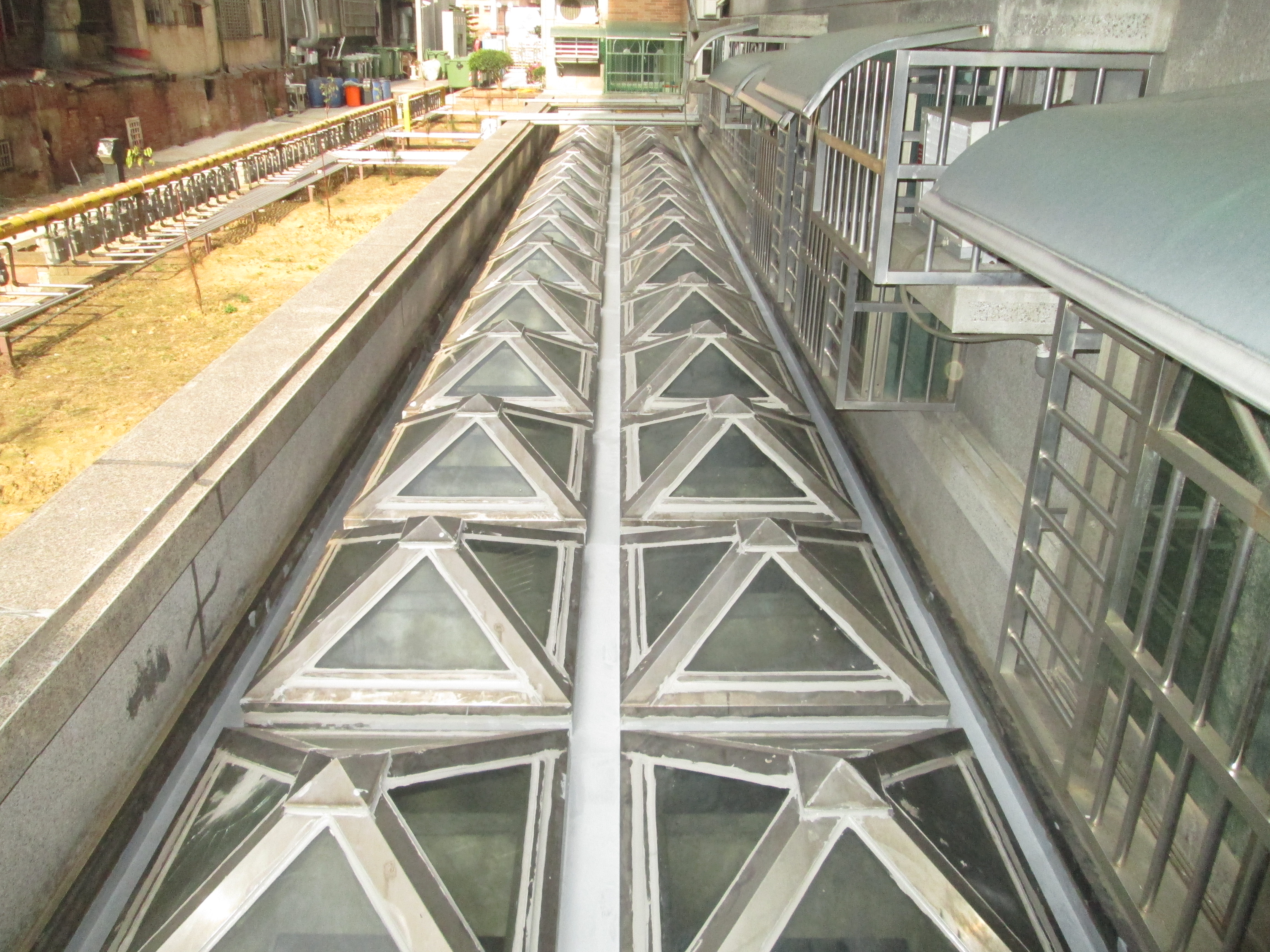 桃園天窗止漏-天窗與採光罩接縫止漏